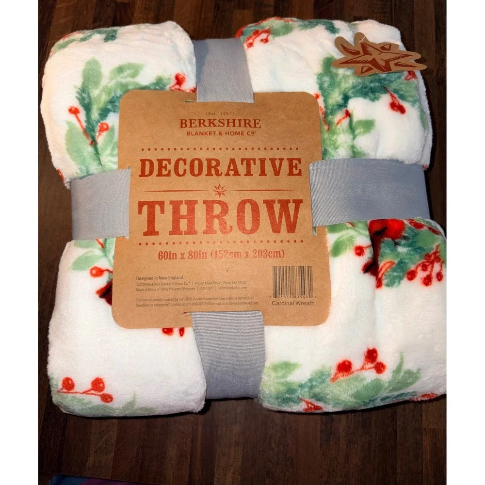 Berkshire Blanket Cardinal Wreath Decorative Throw 60x80 Plush Holiday Christmas